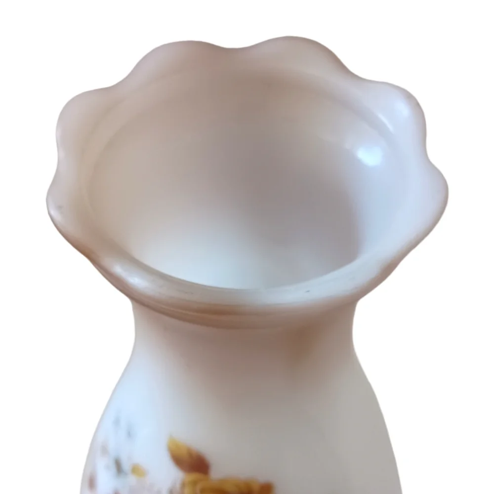 Milk Glass Hurricane Lamp Boudoir Bedside Table Light Floral Hobnail Edge Vtg. - Picture 13 of 16
